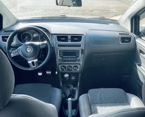 VOLKSWAGEN Fox 1.6 4P HIGHLINE FLEX, Foto 4