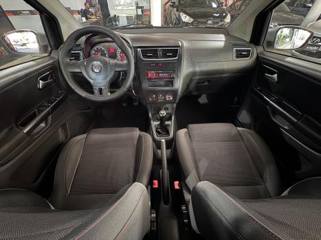 VOLKSWAGEN Fox 1.6 4P, Foto 12