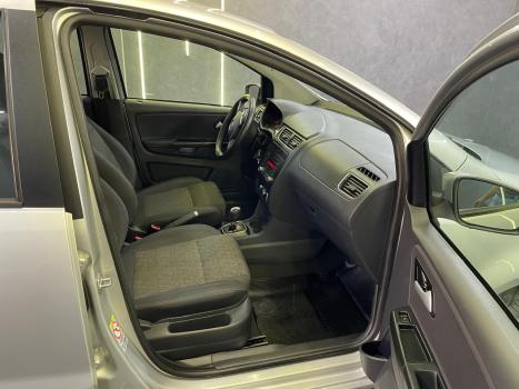 VOLKSWAGEN Fox 1.6 4P FLEX, Foto 13
