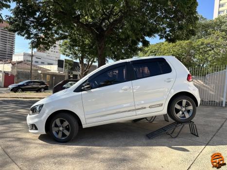 VOLKSWAGEN Fox 1.6 4P FLEX CONNECT I-MOTION AUTOMATIZADO, Foto 5