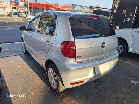 VOLKSWAGEN Fox 1.6 4P, Foto 4