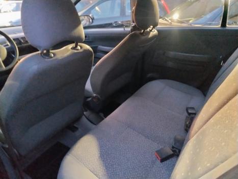 VOLKSWAGEN Fox 1.6 4P, Foto 7