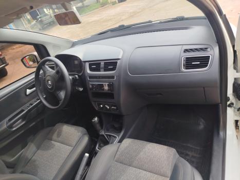 VOLKSWAGEN Fox 1.6 4P TREND FLEX, Foto 4