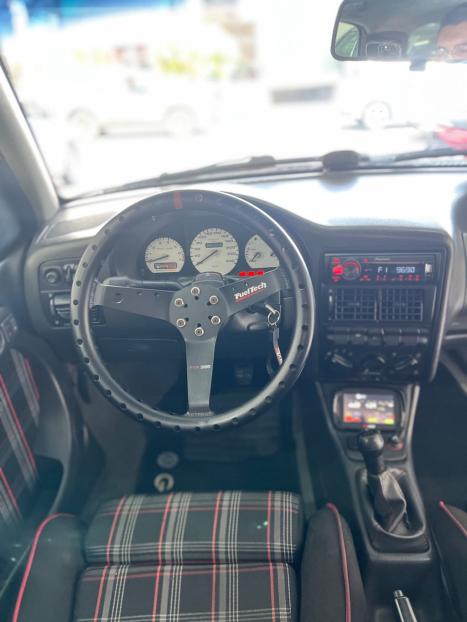 VOLKSWAGEN Gol 2.0 GTI TURBO, Foto 2