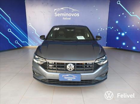 VOLKSWAGEN Jetta 1.4 4P 250 TSI R-LINE AUTOMTICO, Foto 2