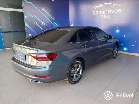 VOLKSWAGEN Jetta 1.4 4P 250 TSI R-LINE AUTOMTICO, Foto 4