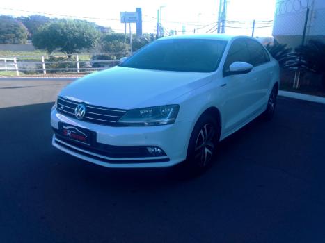 VOLKSWAGEN Jetta 1.4 4P 250 TSI R-LINE AUTOMTICO, Foto 1