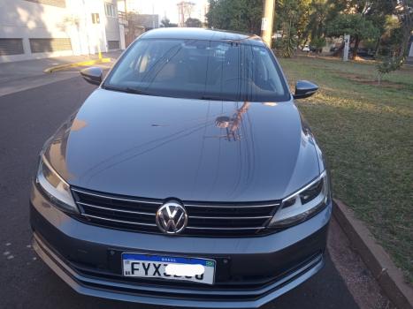 VOLKSWAGEN Jetta 2.0 4P CONFORTLINE TIPTRONIC AUTOMTICO, Foto 4
