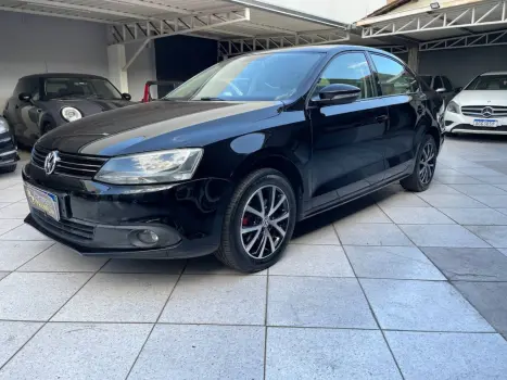 VOLKSWAGEN Jetta 2.0 4P FLEX CONFORTLINE TIPTRONIC AUTOMTICO, Foto 2