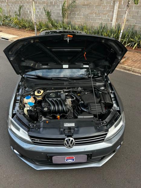 VOLKSWAGEN Jetta 2.0 4P FLEX CONFORTLINE TIPTRONIC AUTOMTICO, Foto 8