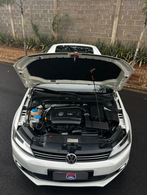 VOLKSWAGEN Jetta 2.0 4P TSI HIGHLINE 211 CV AUTOMTICO, Foto 9