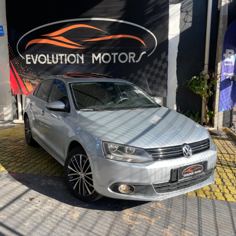 VOLKSWAGEN Jetta 2.0 4P TSI HIGHLINE 200 CV AUTOMTICO, Foto 1