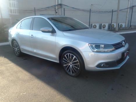 VOLKSWAGEN Jetta 2.0 4P TSI HIGHLINE 211 CV AUTOMTICO, Foto 3