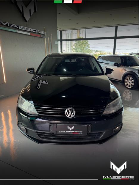 VOLKSWAGEN Jetta 2.0 4P CONFORTLINE TIPTRONIC AUTOMTICO, Foto 3