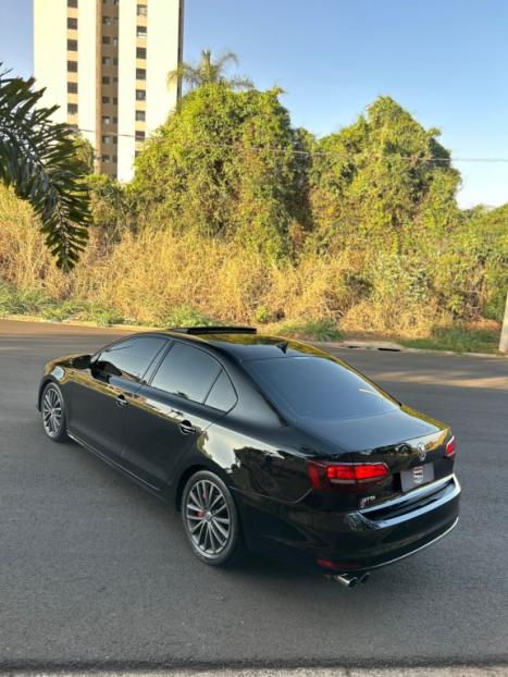 VOLKSWAGEN Jetta 2.0 4P FLEX CONFORTLINE TIPTRONIC AUTOMTICO, Foto 6