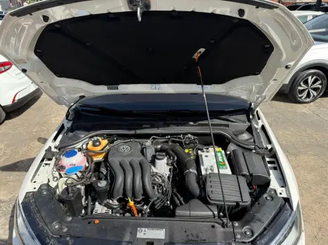 VOLKSWAGEN Jetta 2.0 4P FLEX CONFORTLINE TIPTRONIC AUTOMTICO, Foto 11