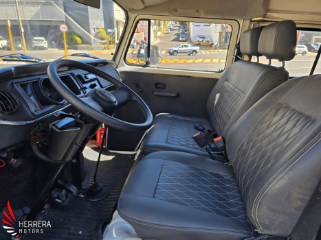 VOLKSWAGEN Kombi 1.4 FLEX STD 9 LUGARES, Foto 9