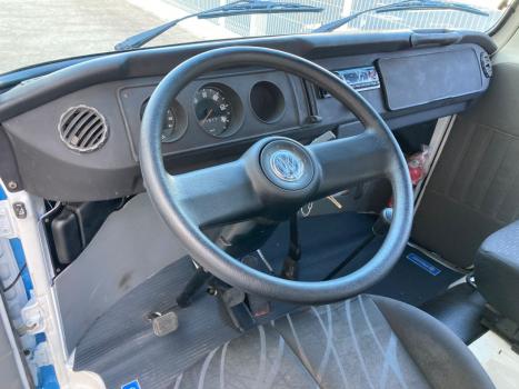 VOLKSWAGEN Kombi 1.6 STD, Foto 12