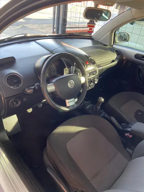 VOLKSWAGEN New Beetle 2.0 MI, Foto 7