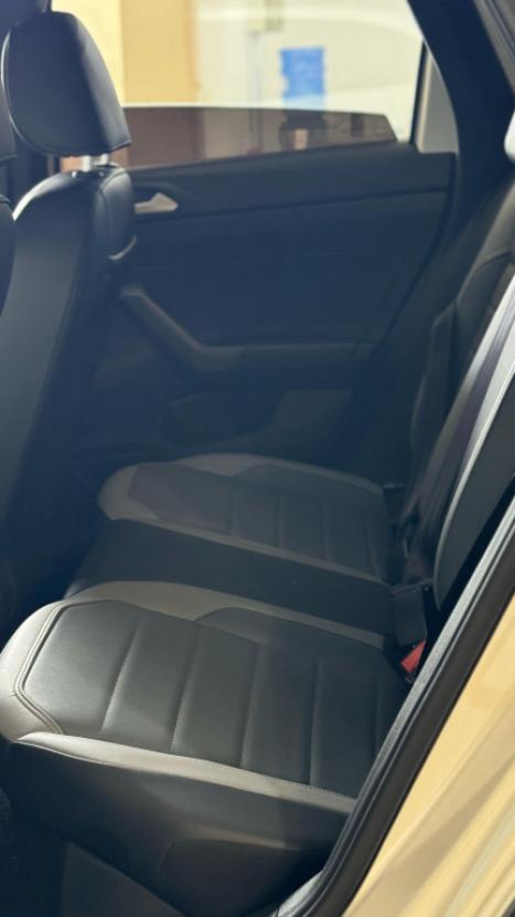 VOLKSWAGEN Nivus 1.0 4P FLEX 200 TSI HIGHLINE TURBO AUTOMTICO, Foto 4