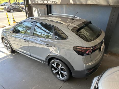 VOLKSWAGEN Nivus 1.0 4P FLEX 200 TSI HIGHLINE TURBO AUTOMTICO, Foto 2