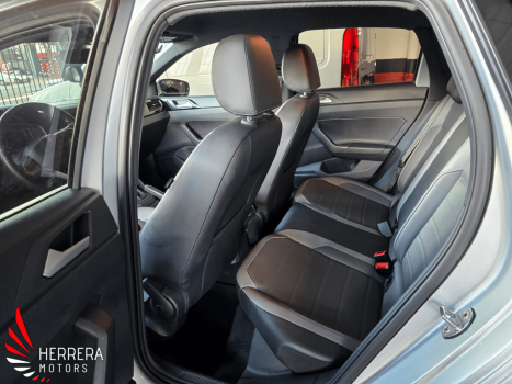VOLKSWAGEN Nivus 1.0 4P FLEX 200 TSI HIGHLINE TURBO AUTOMTICO, Foto 10