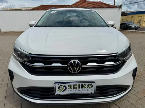 VOLKSWAGEN Nivus 1.0 4P FLEX 200 TSI COMFORTLINE TURBO AUTOMTICO, Foto 2