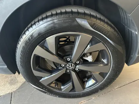 VOLKSWAGEN Nivus 1.0 4P FLEX 200 TSI HIGHLINE TURBO AUTOMTICO, Foto 8