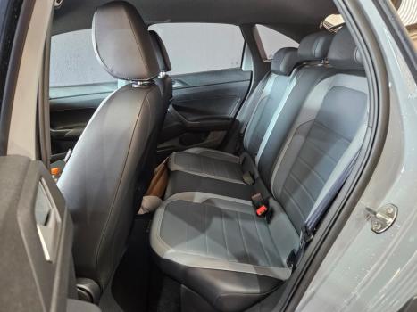 VOLKSWAGEN Nivus 1.0 4P FLEX 200 TSI HIGHLINE TURBO AUTOMTICO, Foto 9