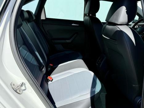 VOLKSWAGEN Nivus 1.0 4P FLEX 200 TSI HIGHLINE TURBO AUTOMTICO, Foto 18