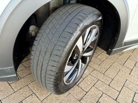 VOLKSWAGEN Nivus 1.0 4P FLEX 200 TSI HIGHLINE TURBO AUTOMTICO, Foto 21