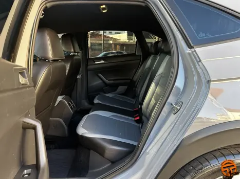 VOLKSWAGEN Nivus 1.0 4P FLEX 200 TSI HIGHLINE TURBO AUTOMTICO, Foto 15