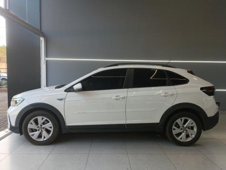 VOLKSWAGEN Nivus 1.0 4P FLEX 200 TSI COMFORTLINE TURBO AUTOMTICO, Foto 4