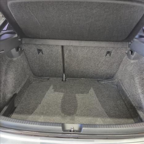 VOLKSWAGEN Nivus 1.0 4P FLEX 200 TSI COMFORTLINE TURBO AUTOMTICO, Foto 16