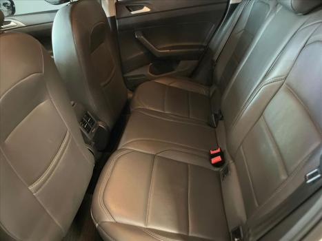 VOLKSWAGEN Nivus 1.0 4P FLEX 200 TSI COMFORTLINE TURBO AUTOMTICO, Foto 12