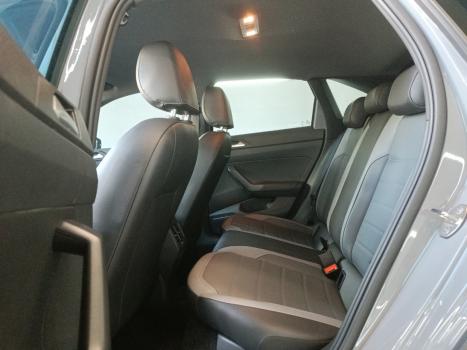 VOLKSWAGEN Nivus 1.0 4P FLEX 200 TSI HIGHLINE TURBO AUTOMTICO, Foto 17