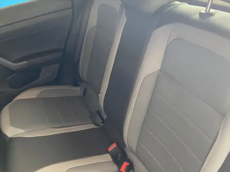 VOLKSWAGEN Nivus 1.0 4P FLEX 200 TSI HIGHLINE TURBO AUTOMTICO, Foto 15