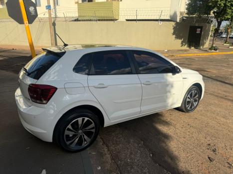 VOLKSWAGEN Polo Hatch 1.0 12V 4P 200 TSI  COMFORTLINE AUTOMTICO, Foto 3