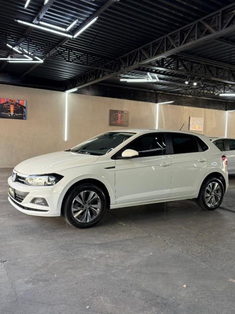 VOLKSWAGEN Polo Hatch 1.0 12V 4P 200 TSI  COMFORTLINE AUTOMTICO, Foto 4