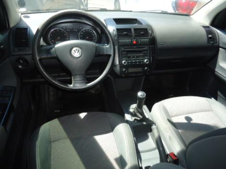 VOLKSWAGEN Polo Sedan 2.0 4P COMFORTLINE, Foto 4