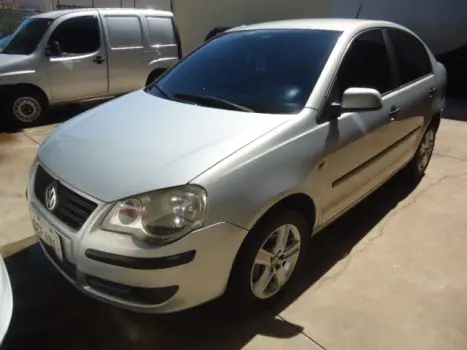 VOLKSWAGEN Polo Sedan 1.6 4P FLEX, Foto 1