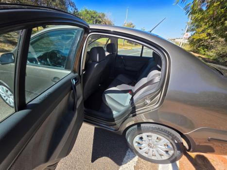VOLKSWAGEN Polo Sedan 1.6 4P FLEX, Foto 11
