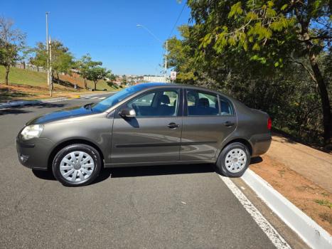 VOLKSWAGEN Polo Sedan 1.6 4P FLEX, Foto 13