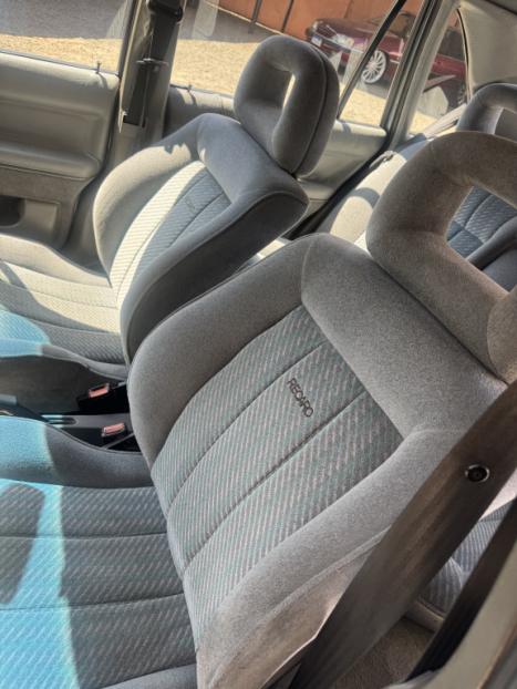VOLKSWAGEN Santana 2.0 4P GLS, Foto 4