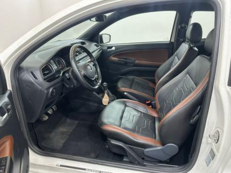 VOLKSWAGEN Saveiro 1.6 G7 CABINE DUPLA CROSS FLEX, Foto 8