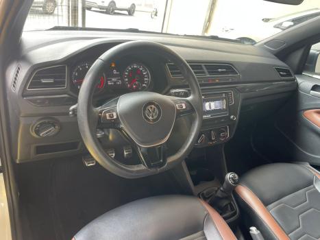 VOLKSWAGEN Saveiro 1.6 G7 CABINE DUPLA CROSS FLEX, Foto 8