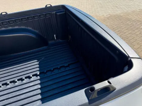VOLKSWAGEN Saveiro 1.6 16V FLEX MSI ROBUST CABINE SIMPLES, Foto 14