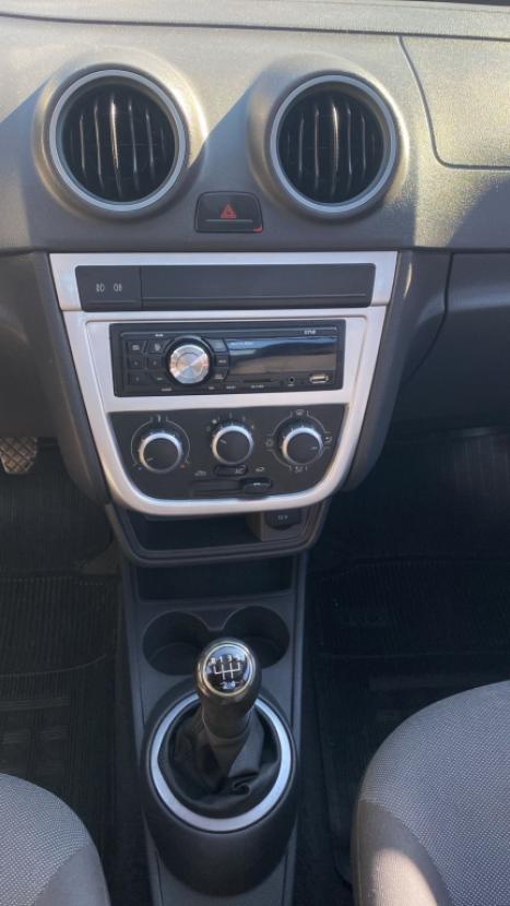 VOLKSWAGEN Saveiro 1.6 G5 TREND FLEX, Foto 7