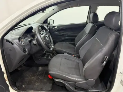 VOLKSWAGEN Saveiro 1.6 G7 ROBUST CABINE DUPLA FLEX, Foto 8