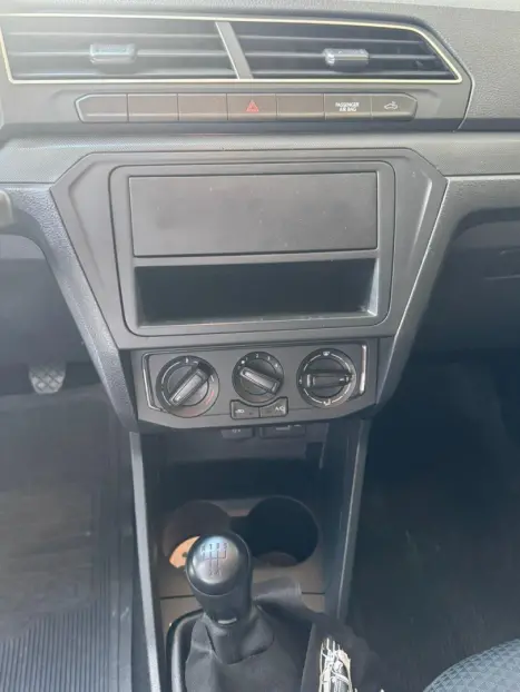 VOLKSWAGEN Saveiro 1.6 G7 CABINE SIMPLES ROBUST FLEX, Foto 4